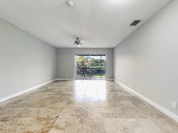 10693 N Military Trail #8, Palm Beach Gardens, FL 33410