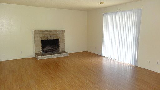 2nd image of 3943 N Fruit Ave