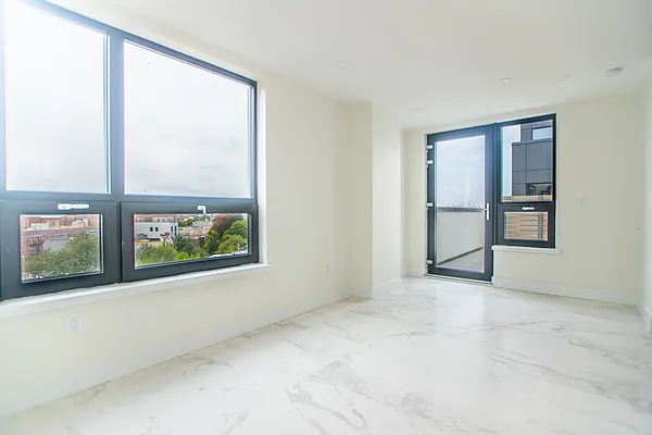 Rented by Joel Scharf, LREB | media 5