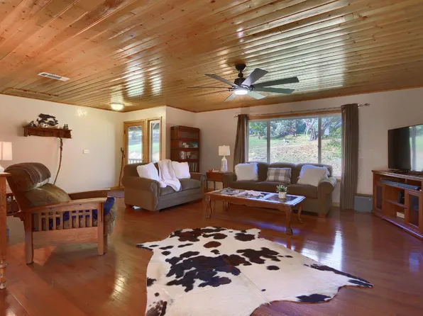 5840 Evergreen Ln, Mariposa, CA 95338