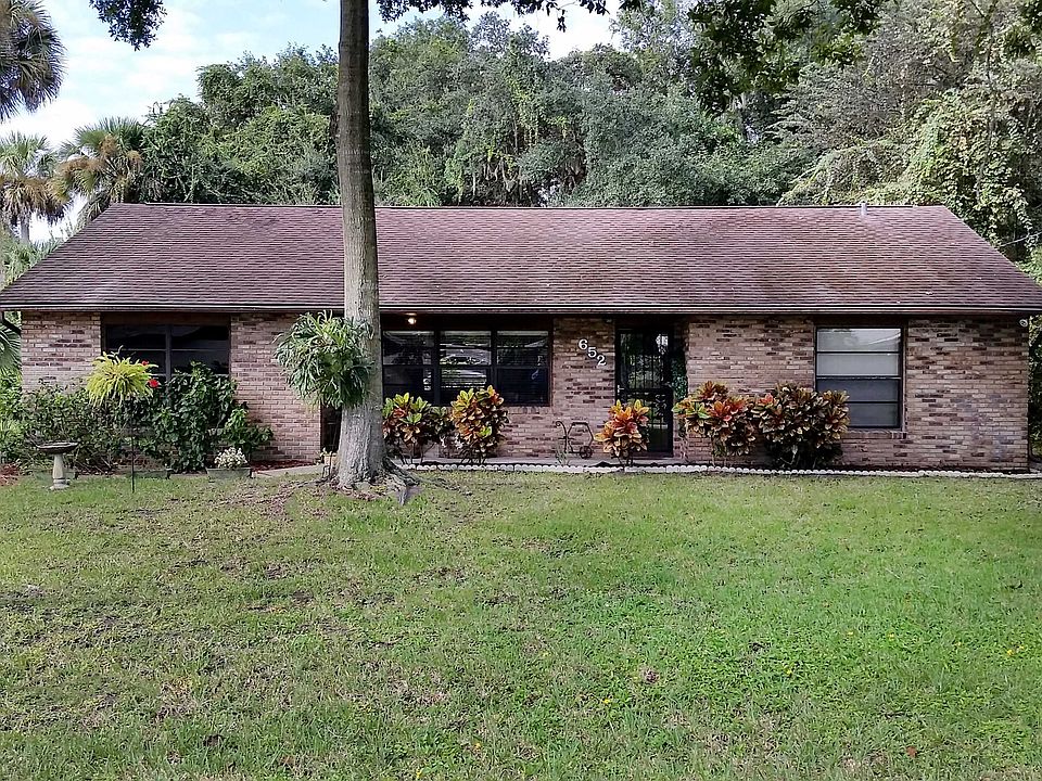 1st image of 652 Willow Dr
