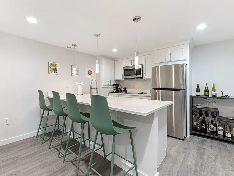 8114 Drayton Ln — Photo 20