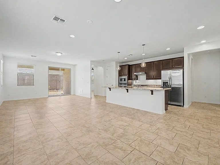 17239 W Desert Sage Dr — Photo 11