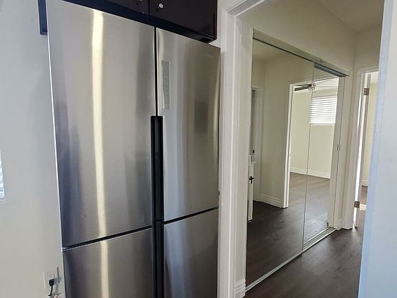 5th image of 2695 Loosmore St APT 11