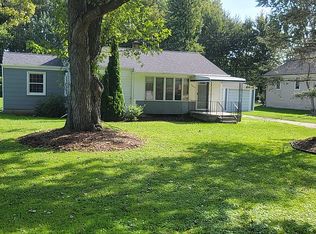 38890 Hazel St, Harrison Township, MI