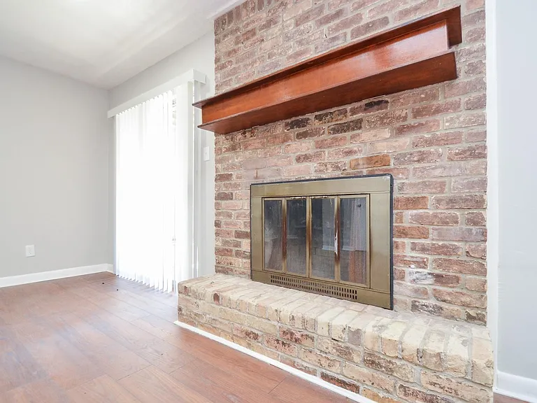 123 Cypress Ln — Photo 10