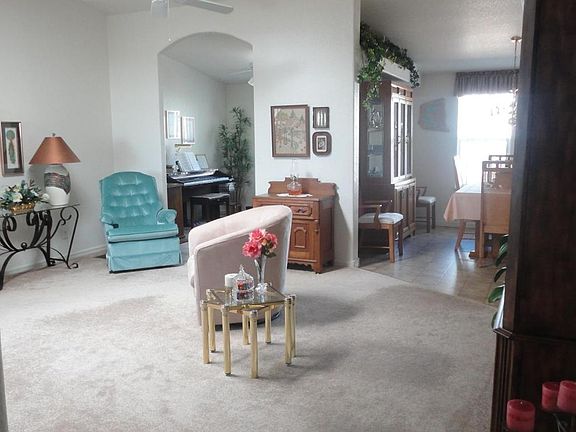 4th image of 282 W Tuna Dr