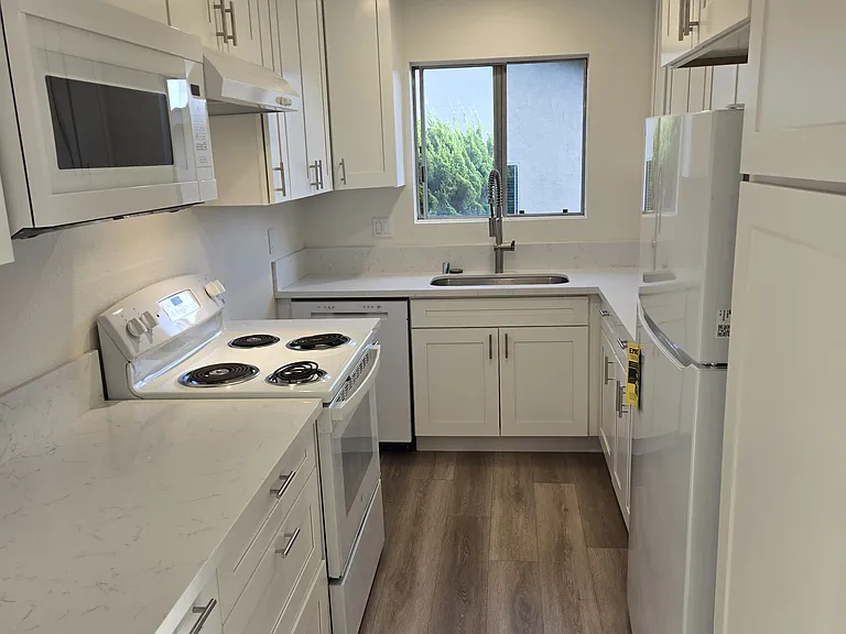 7847 Camino Noguera — Photo 1