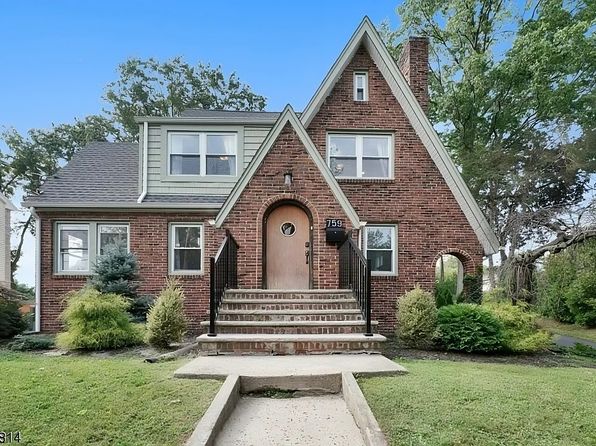 759 Ridgewood Rd