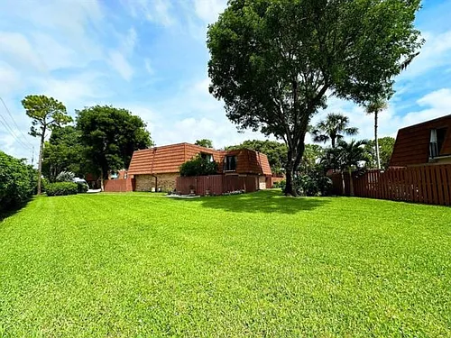 1545 Augusta Cir Photo 1