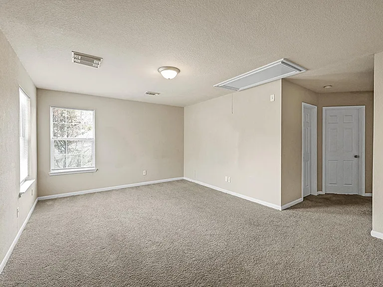 7507 Cypress Edge Dr — Photo 17