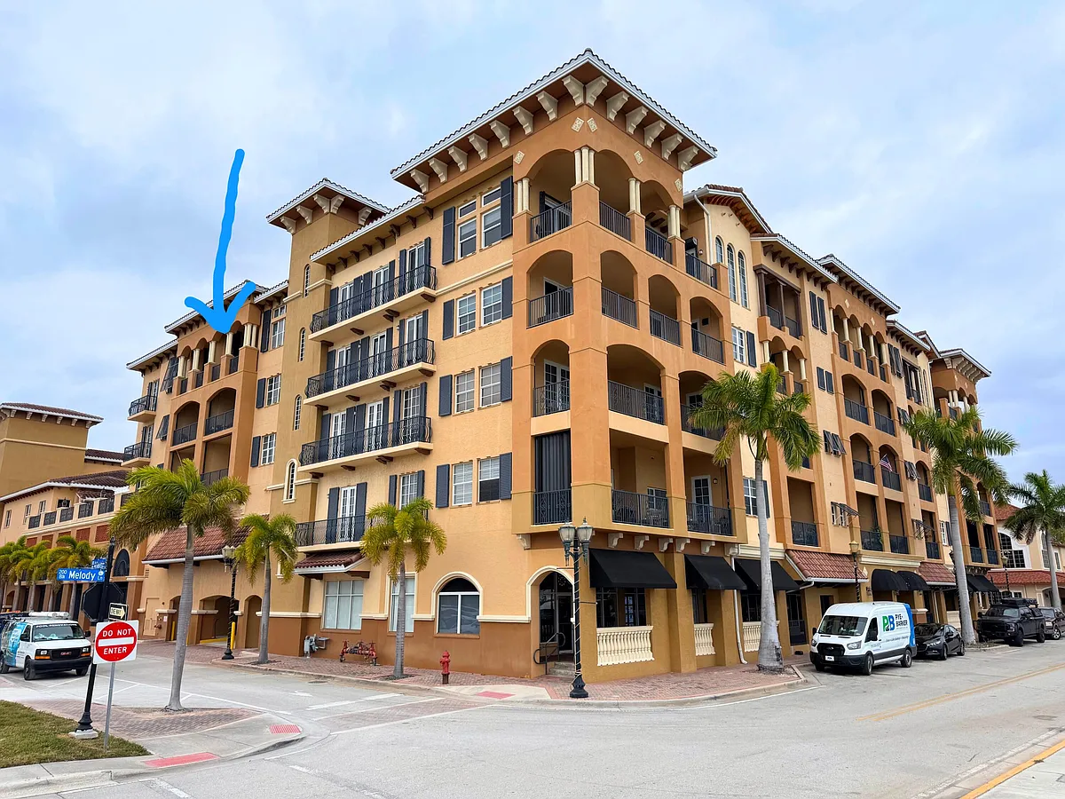 Building Photo - 20 Orange Ave #9