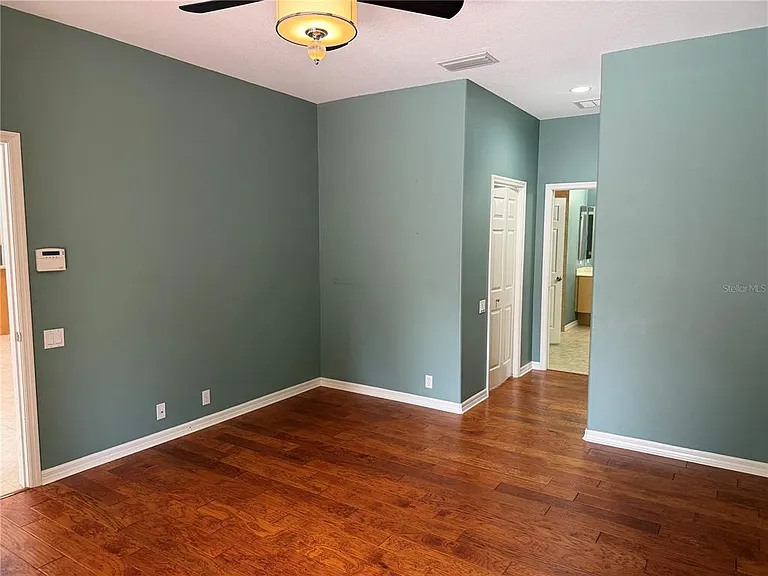 4823 Carrington Cir — Photo 26
