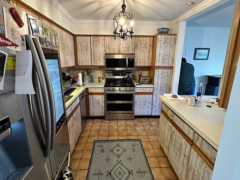 57 Bridgewaters Dr #7 — Photo 9