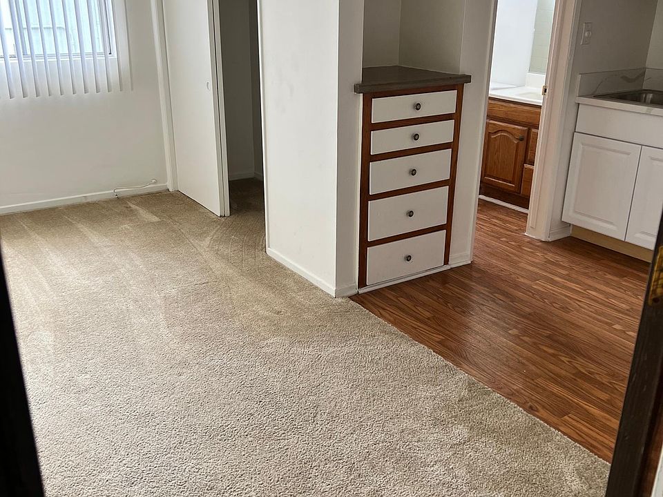 2nd image of 12726 Venice Blvd APT 9