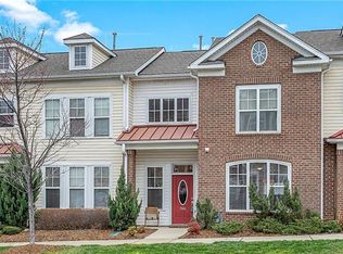 1946 Cambridge Beltway Dr, Charlotte, NC 28273