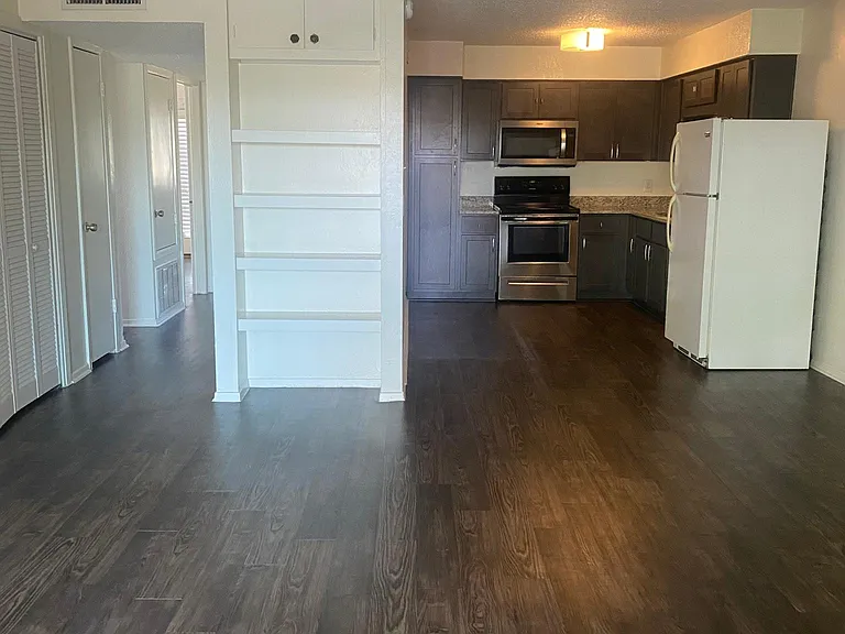 1226 N Lbj Dr #1 — Photo 10
