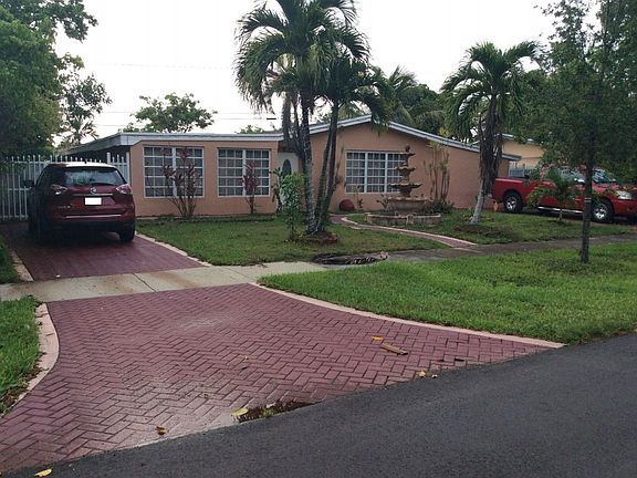 3rd image of 18670 Lenaire Dr