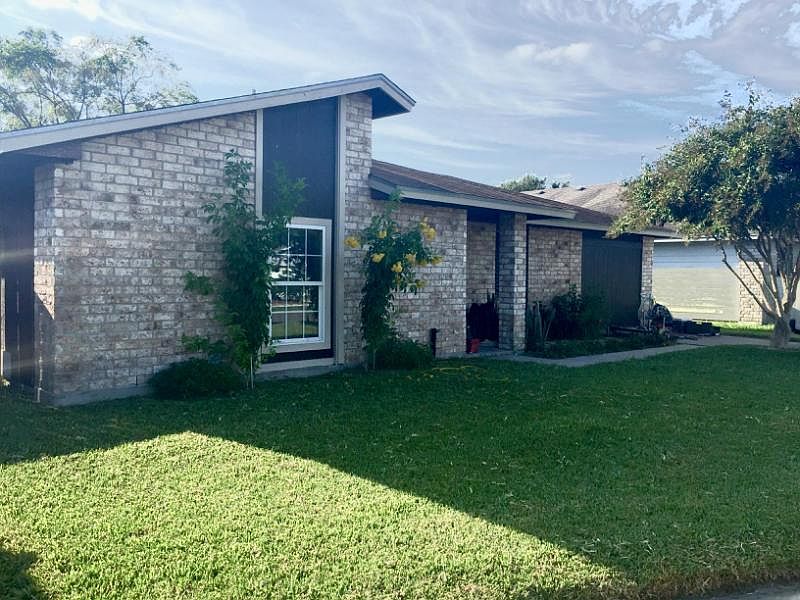 1st image of 2314 Manitoba Dr