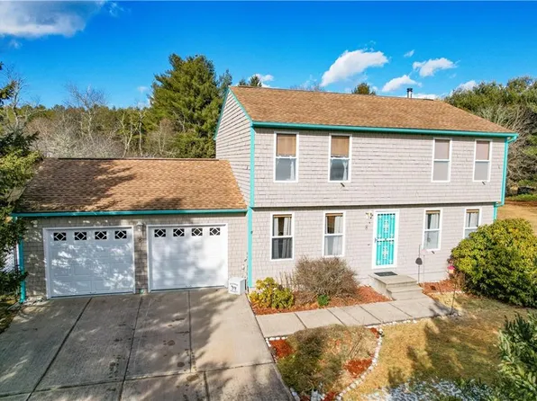 8 Teaberry Ln, Hope Valley, RI 02832