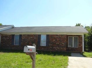 115 Thomas St, High Point, NC 27263