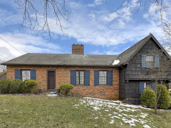 53 Fruit Hill Dr, Chillicothe, OH 45601