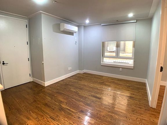 5th image of 50 E 21st St #1E