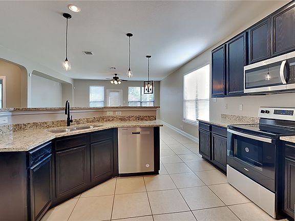 4th image of 165 Claudell Dr