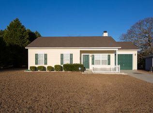 3536 Winesap Rd, Hope Mills, NC 28348