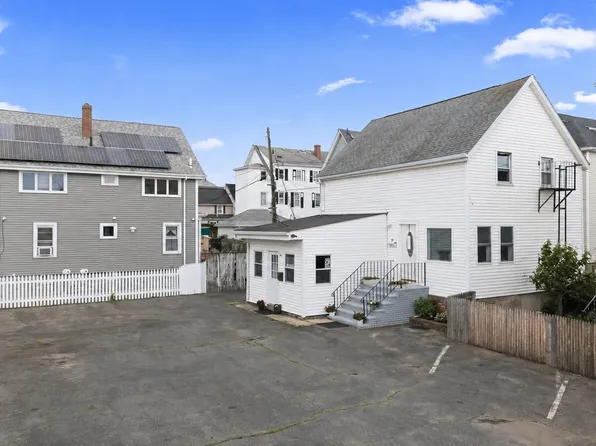 22 County St, New Bedford, MA 02744