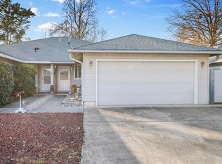 533 Brittni Ln, Central Pt, OR 97502