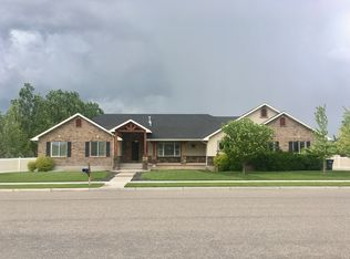 3779 E Clearfield Ln, Ammon, ID 83406