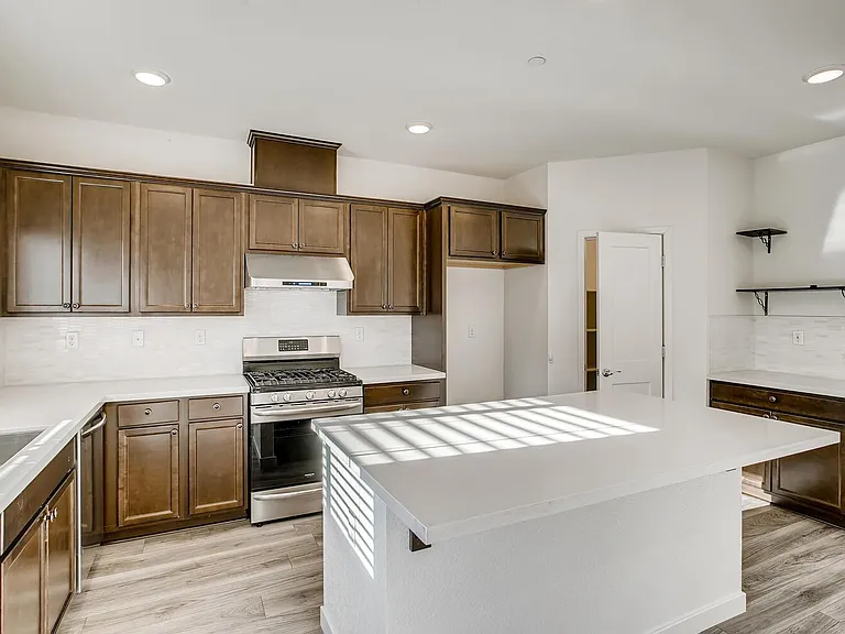 1809 Ball Dr — Photo 5