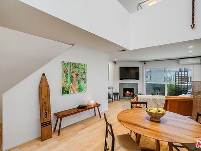 328 Culver Blvd APT B, Playa Del Rey, CA, 90293