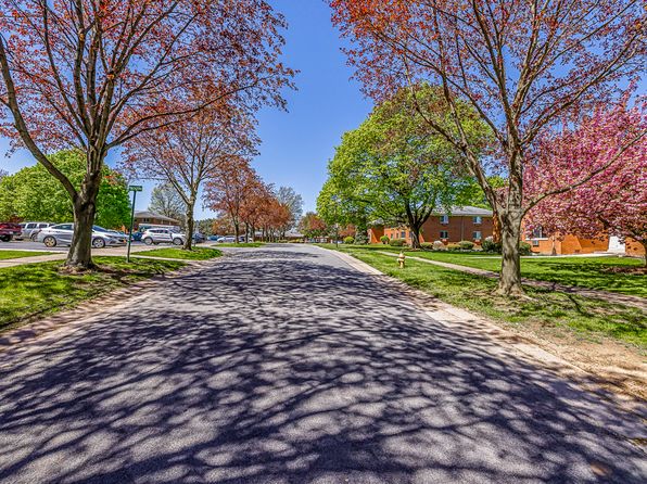 56 Brambury Dr