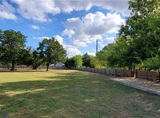 707 Madison St, Elgin, TX 78621