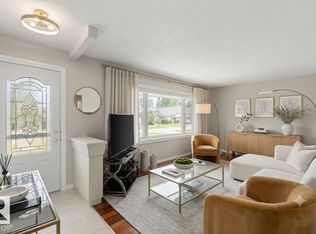 8031 135a Ave NW, Edmonton, AB T5C 2J6