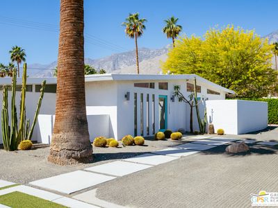 1525 E Sunny Dunes Rd, Palm Springs, CA, 92264