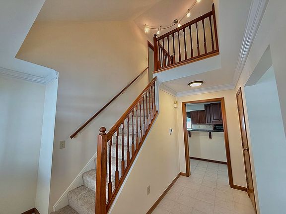 4th image of 255 Baltimore Somerset Rd NE