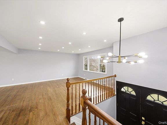 3rd image of 7 Gene Road