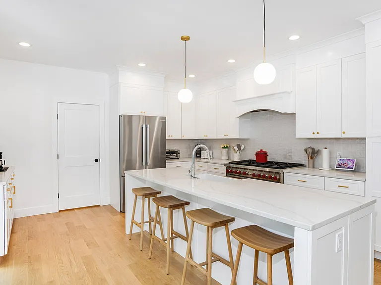 7715 Soundview Ave — Photo 13
