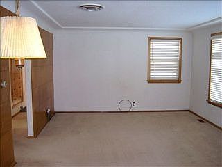 1st image of 4219 W Hood Ave