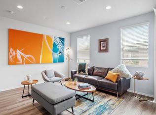 2223 Solara Ln, Vista, CA 92081