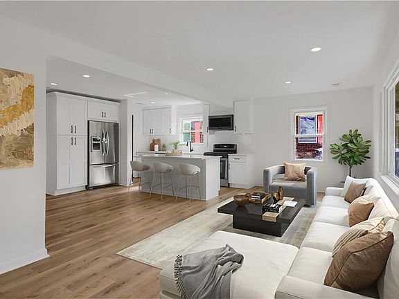 3rd image of 776 Norwood Rd SE