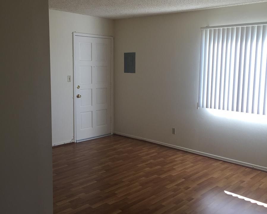 1st image of 250 W Elmwood Ave APT G