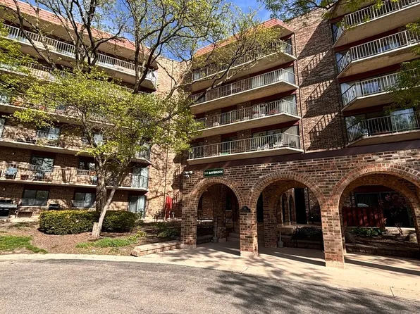 111 S Baybrook Dr Unit 514, Palatine, IL 60074