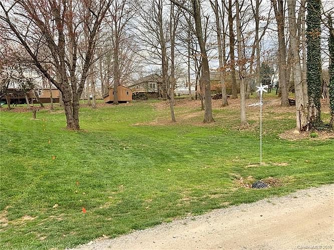 2nd image of 7 Wilmary Ln