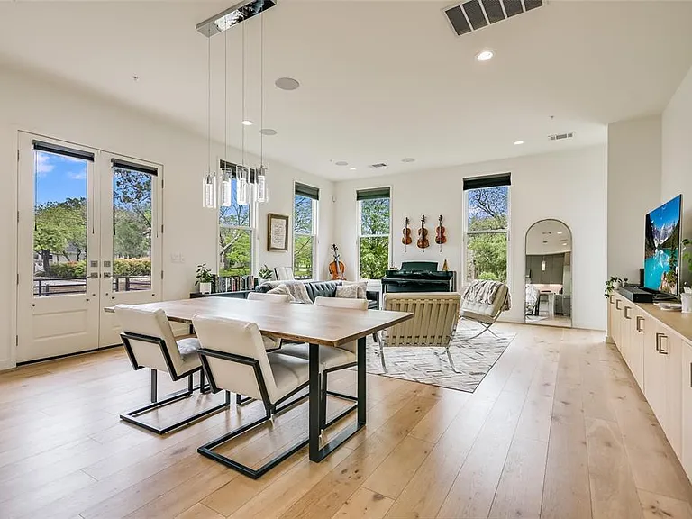 1410 Woodlawn Blvd #B — Photo 11