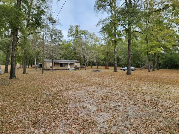 3993 284th Ter, Branford, FL 32008