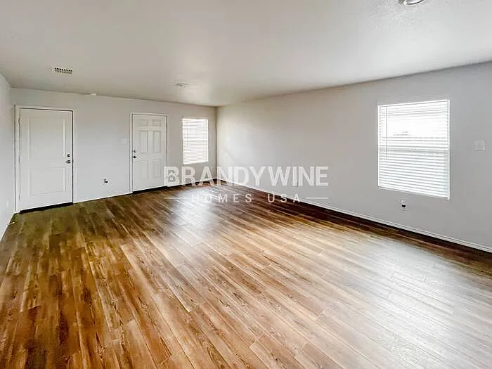 4307 Johnstown Ln — Photo 5
